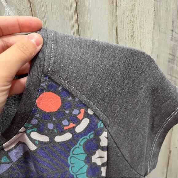 Title Nine Gidget 2.0 Jersey Dress Knit Size S Gray Colorful Outdoor Geometric - Picture 5 of 9